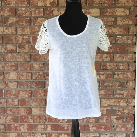 The Limited Tops - Nwt The Limited Short Sleeve Shirt